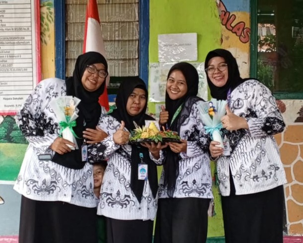 Apresiasi Hari Guru
